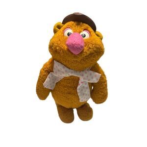 Vintage Fisher Price Fozzie Bear with Hat Jim Henson Muppets 851 Plush Doll Stuf